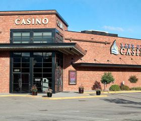 Lake City Casino Vernon Image 1